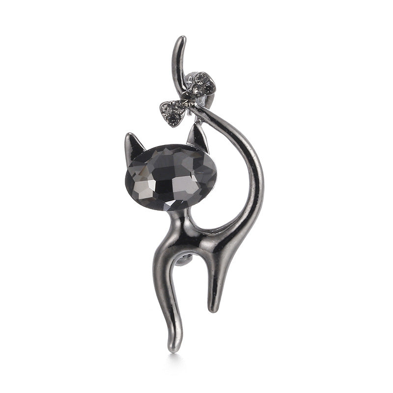 Rhinestone Cat Brooch - product image 3
