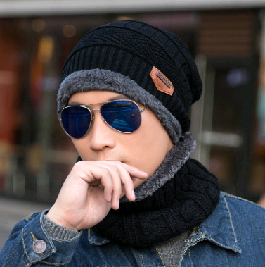 Winter Men's Knitted Beanie and Scarf Set (2 Pieces)