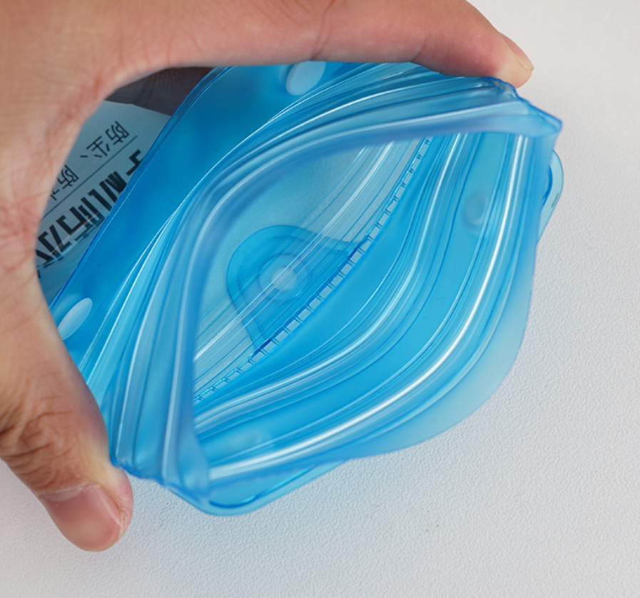 Floating Waterproof Phone Pouch - product image 5