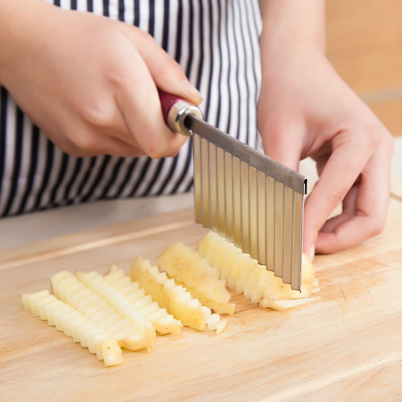 Multi-Functional Stainless Steel Wavy Knife for Vegetables